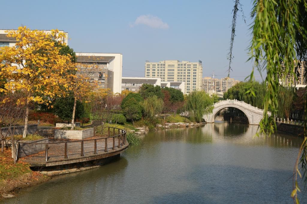 Campus 5